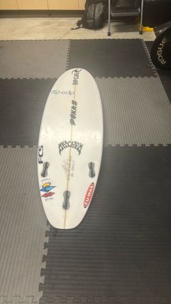 Mayhem Driver 3.0 surfboard.  5-7