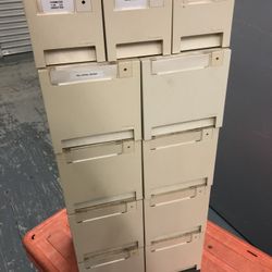 Metal File Cabinets 5  Drawers