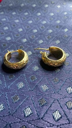WOMEN EARRINGS