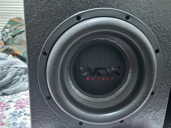 8 inch db subs with box