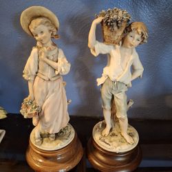 Two  BEAUTIFUL VINTAGE  GIUSEPPE ARMANI FIGURING  CAPODIMONTE  PERFECT CONDITION