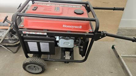 Honeywell Portable Generator - 5500 Running / 6875 Starting Watts