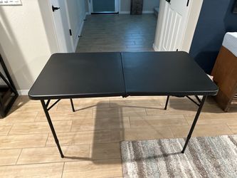 Portable folding table - 4’ x 2’