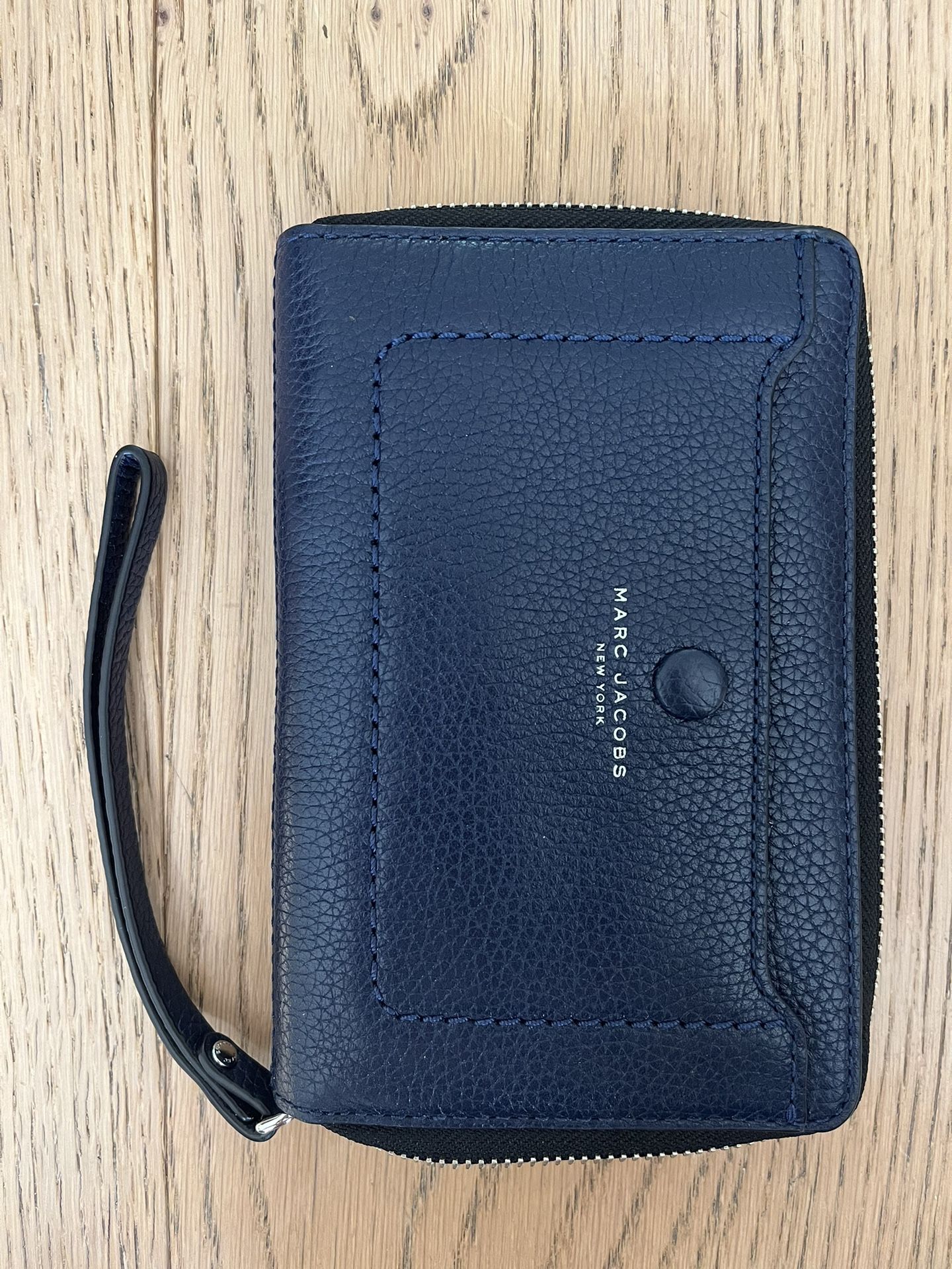 Marc Jacobs Wallet (Never used)