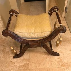 Vanity Bench
