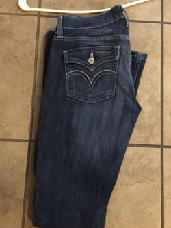Levi’s size 5