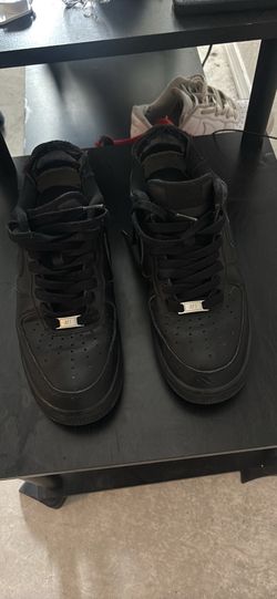 Black air forces men 8.5