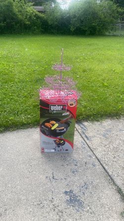 Free kids outdoor toy and cupcake stand