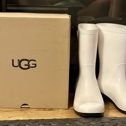 UGG Sienna Rain Boot White Women’s 7 Excellent Condition!