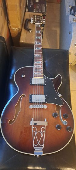 IYV Hollow body guitar.