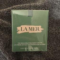 LA MER Rejuvenating Night Cream