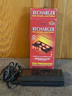 Vintage Saft Ni-Cad Battery Charger with Original Box