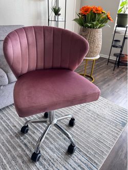 Office Desk chair Pink Velvet