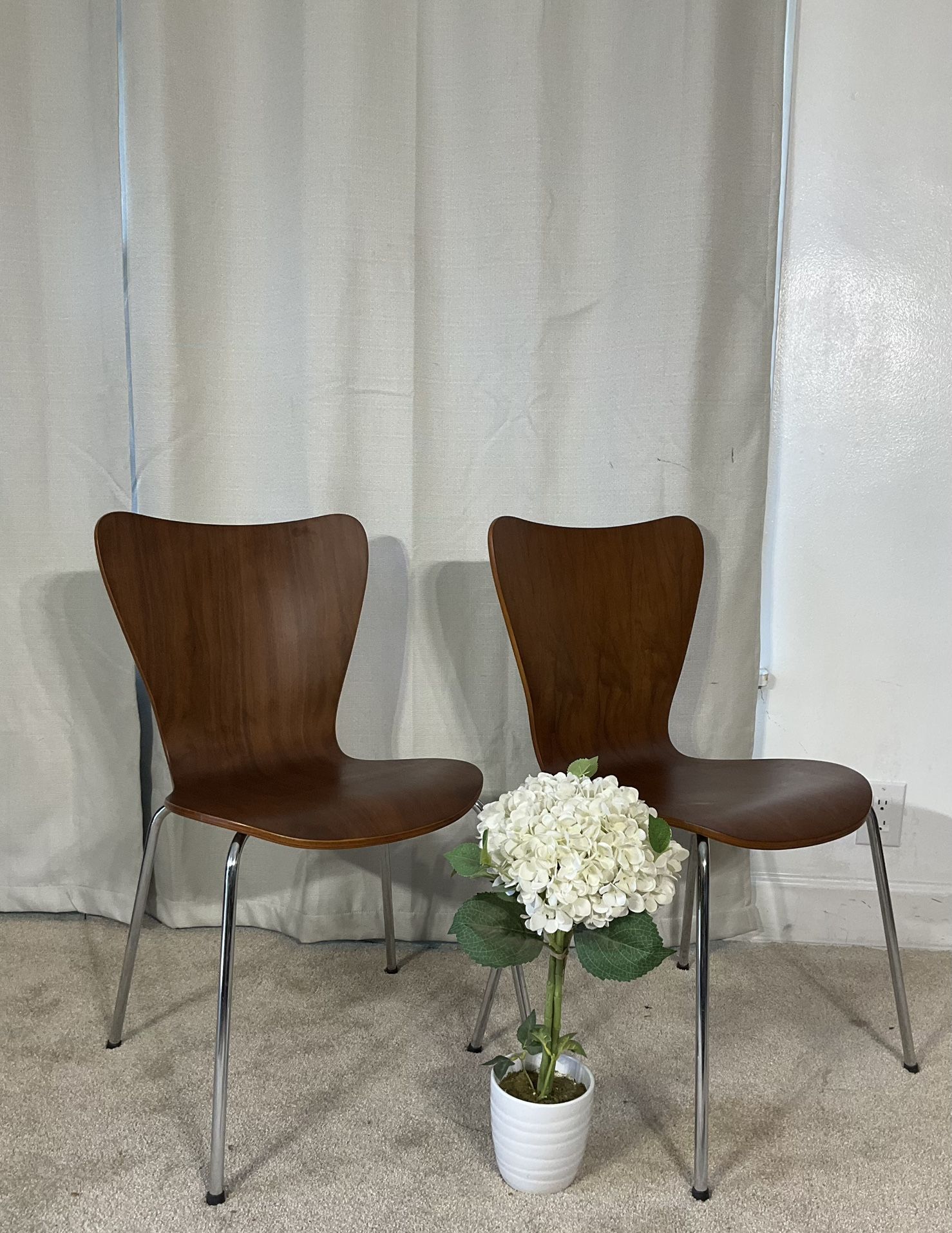Mid Century Modern Dining Accent Chairs (2) ONLY TWO LEFT