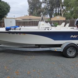 Nitro NitroBay 1900 4 Stroke Boat