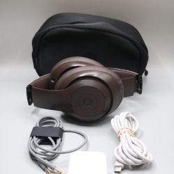 Beats A2924 Studio Pro Wireless Headphones — Deep Brown