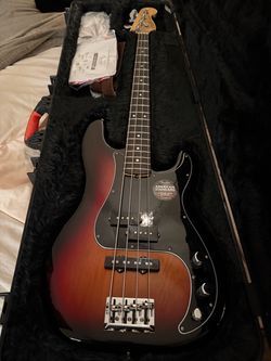 Fender Magnificent 7 Precision Bass