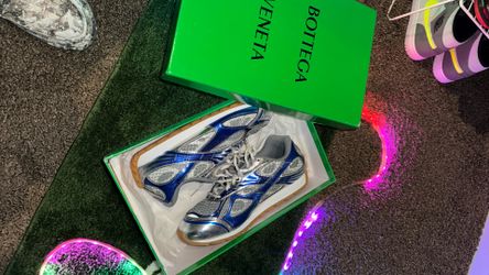 Men’s Size 10.5 45 “Bottega veneta”
