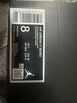 Jordan 11’s Size 8