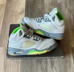 Jordan 5 green bean size 8