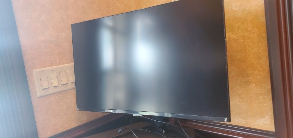 Samsung 32'' monitor