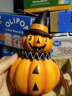 Halloween Jack-o'-Lantern Stacked Pumpkin Decoration Vintage-looking