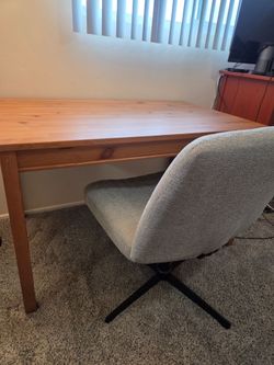 Desk and oversized Chair combo