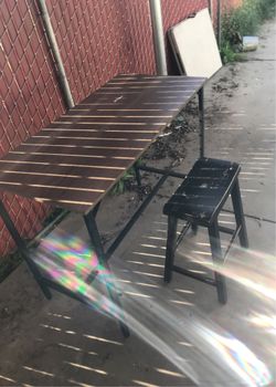 Small Table And Chair