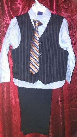 Traje de niño