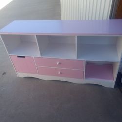 Girl Cabinet