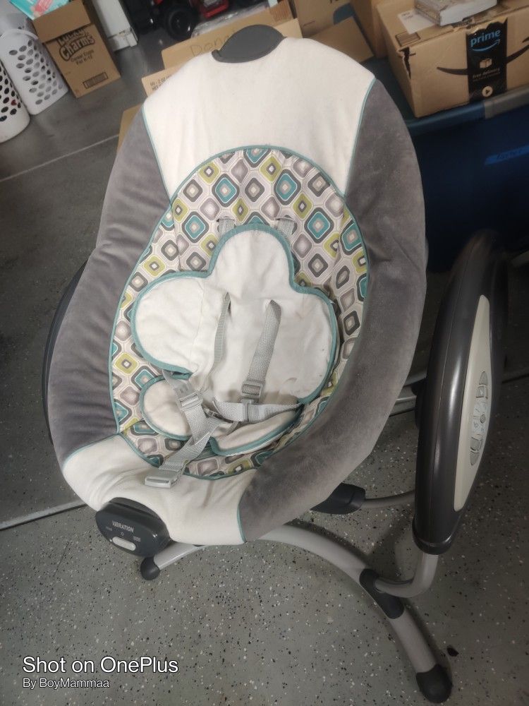 Graco Glider LX Gliding Swing
