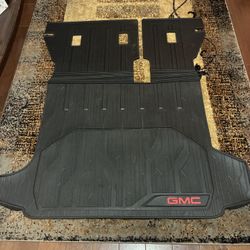 GMC Terrain All Weather Trunk Protection Mat