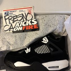 Jordan 4 