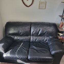 Black Leather Couch 