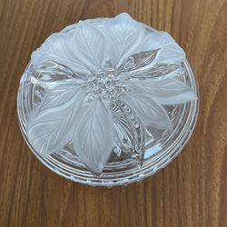 Mikasa Crystal Frosted Iris Jewelry/ Trinket Bowl /dish