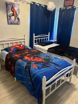 Twin bedroom set