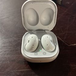 Galaxy Buds Live White Used
