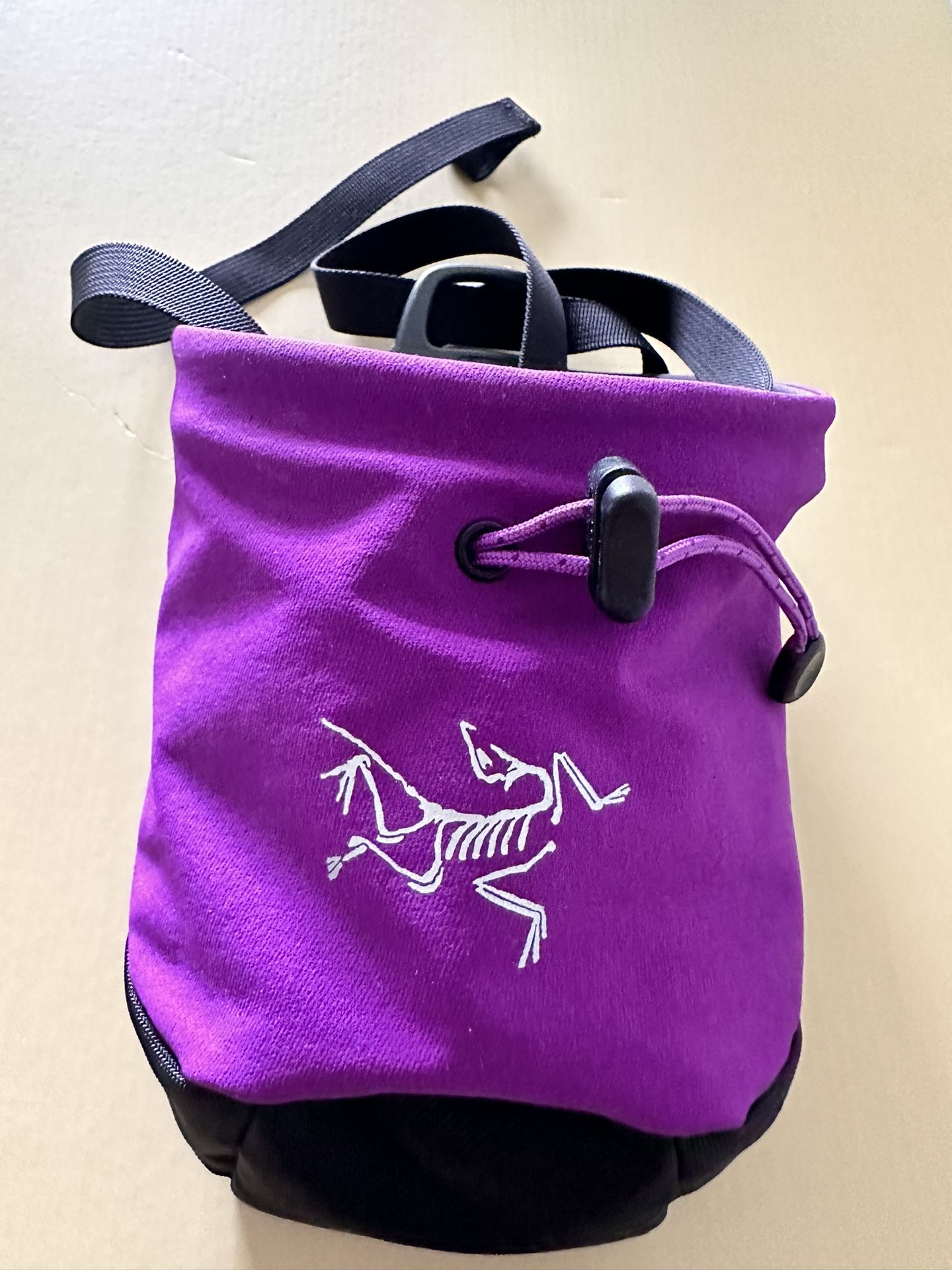 Arc’teryx Chalk Bag