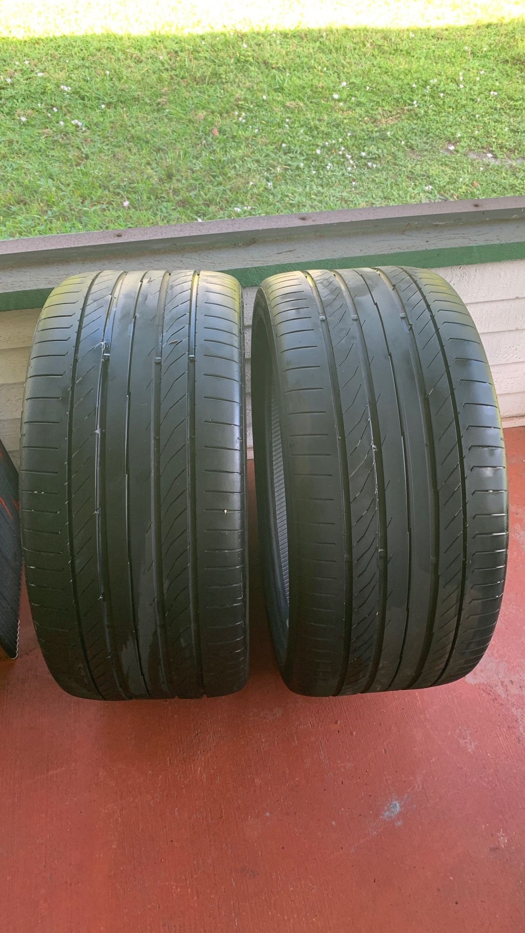 295/35/R 21 Continental Contisport ( 2 TIRES)