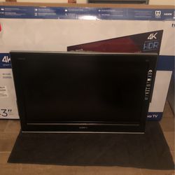 36 Inch Sony Flatscreen TV