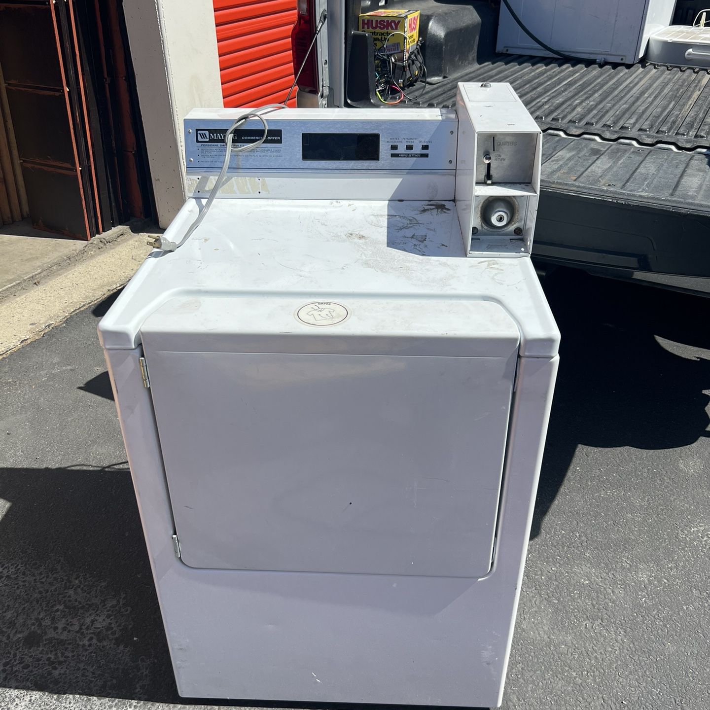 Washer / Dryer Set (Coin Operated With Keys)