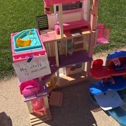 Barbie Dreamhouse Must Go!