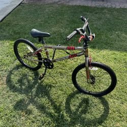 Huffy Revolt freestyle BMX 20in