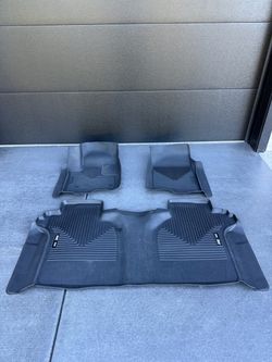 Husky Liners 54208 fits 2019-2026 Chevrolet Silverado 1500 crew cab Nice and clean lightly used $251 plus tax online