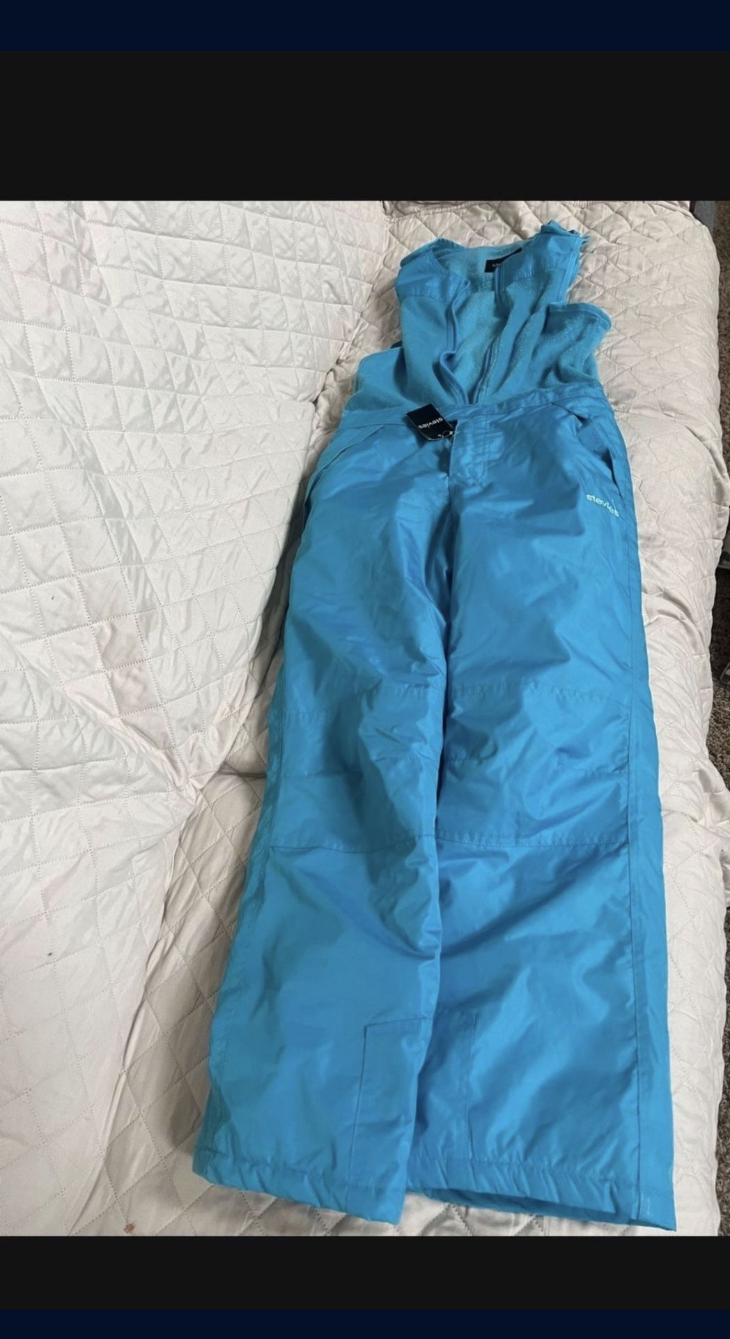 Snow Suit New $30 Size L For Kids