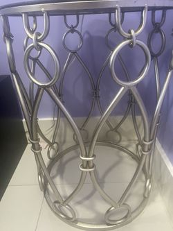 2 Tables $40