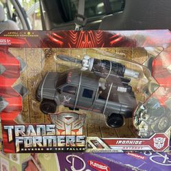 Transformers Movie Voyager Autobot Ironhide Revenge of the Fallen 2008 MISB
