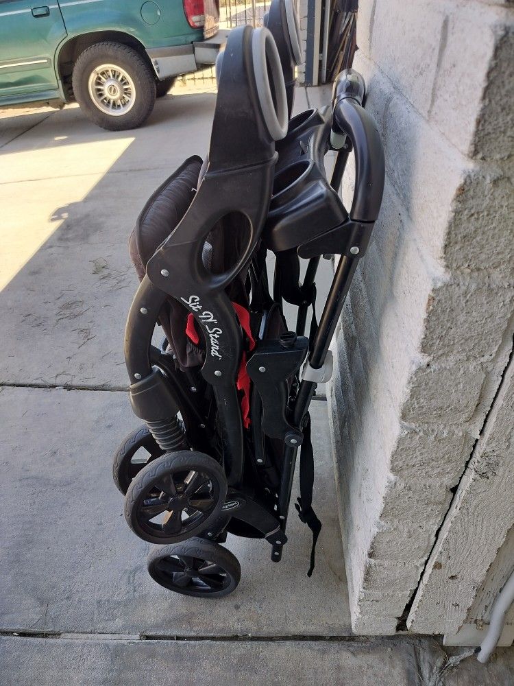Double Stroller Sit And Stand $50 Pick Up Only Bonanza and Lamb