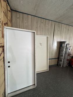 Door s / Puerta s 36-in x 80-in x 4-5/8-in Steel No glass Right-hand inswing Primed Prehung Front Door Insulating core