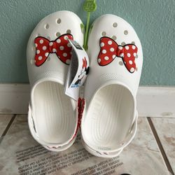 Minnie Mouse Crocs